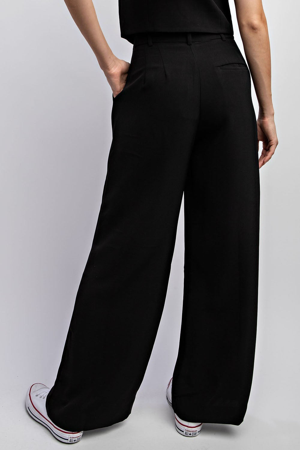 Black Daisy Woven Wide Leg Pant